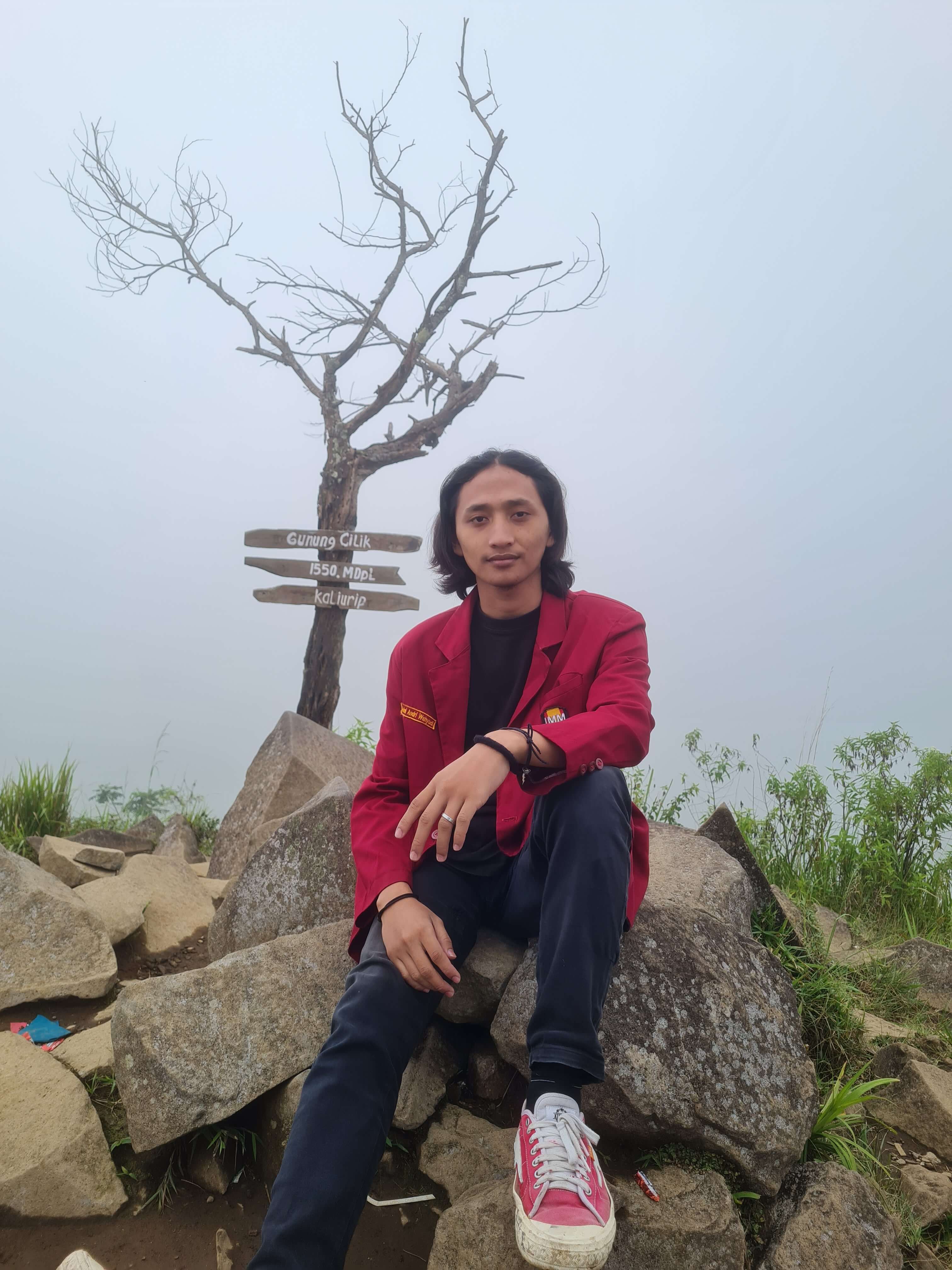 Helmi Andri W.